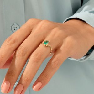 4k Gold Tortoise Ring, Solid Gold Turtle Ring, Dainty Green Gemstone Ring, Dainty Animal Ring, Good Luck Ring, Womens Oval Emerald Ring - Image 4